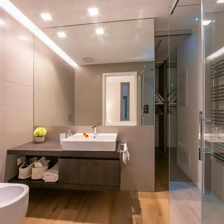 شقة Casa Basilico With View And Private Garage - Happy لوغانو